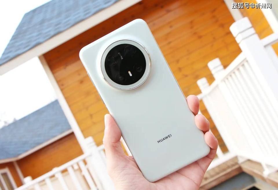 华为还是妥协了，高端旗舰手机Mate 70突降450元，512GB+纯血鸿蒙+红枫影像