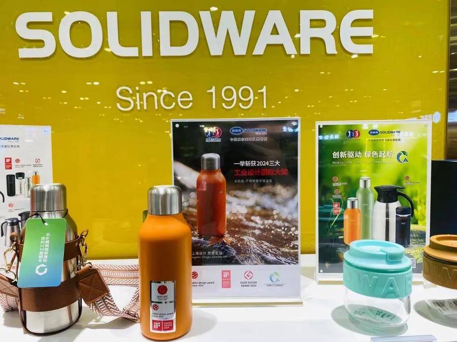 “1800元的出口商品219元拿下”!上海人假期疯狂“捡漏”,这里外贸好东西都卖爆了,新品还将接力上市