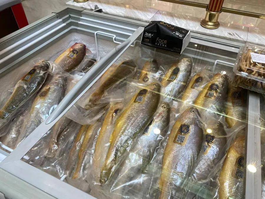 “1800元的出口商品219元拿下”!上海人假期疯狂“捡漏”,这里外贸好东西都卖爆了,新品还将接力上市