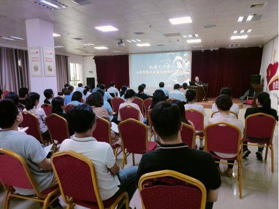 柳州轨道集团成功举办“AIGC提效赋能”专题培训