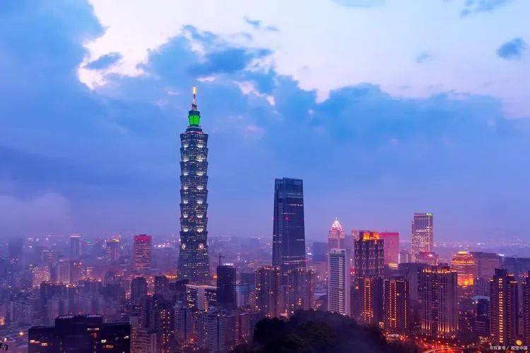 两岸统一再近一步!国台办突然宣布启用新航线,赖清德没资格谈条件