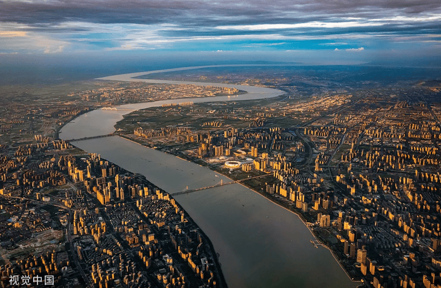 杭州土拍往事:十年卖地超2万亿,时隔六年重回销冠