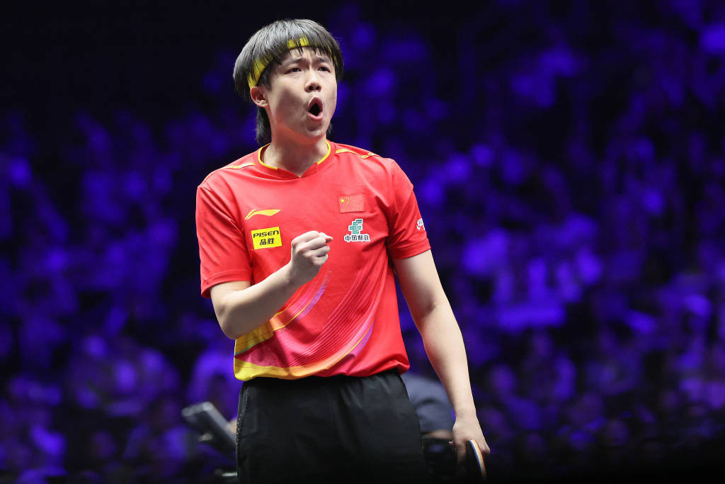 王楚钦4比0战胜张本智和,生涯第三次大满贯男单夺冠