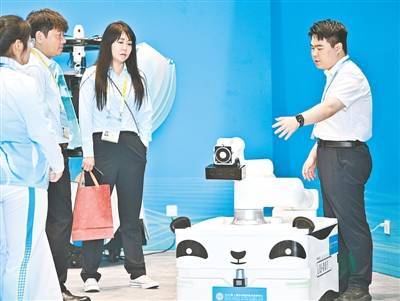 2025年上海合作组织峰会新闻中心正式开放