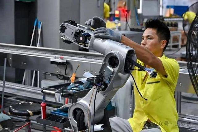 埃夫特3414万芜湖拿地!机器人超级工厂背后的“智造野心”与行业变局