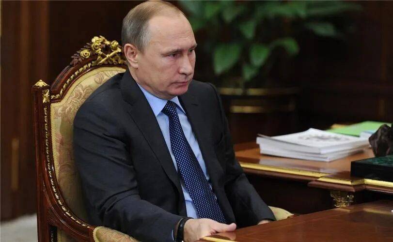 普京很聪明,不该说的一句都没和中国提,离开中国前,他办了两件大事