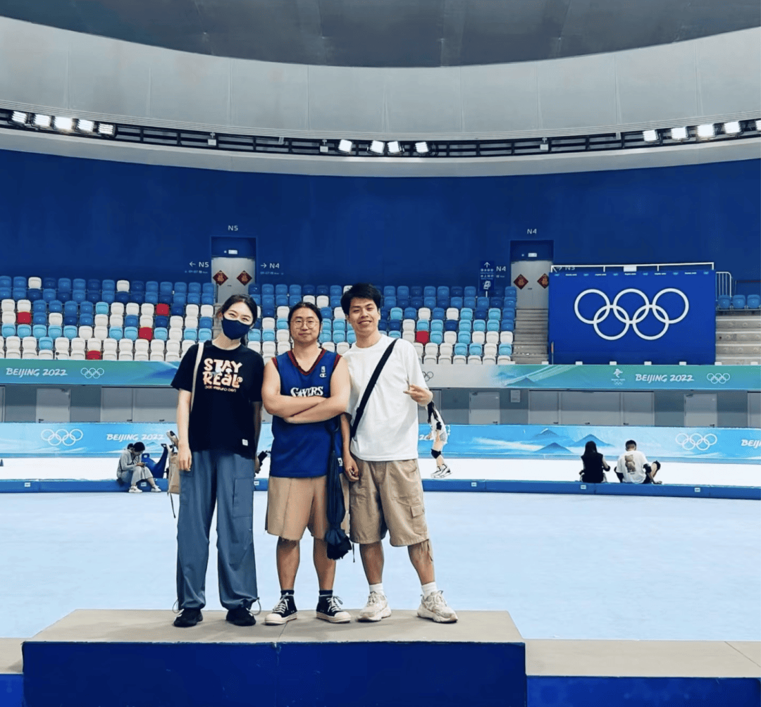 北京最chill的年轻人都在公园“野唱”