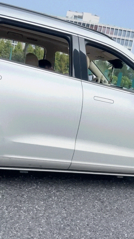 “原来真有这样的人!”杭州车主拍到高架上一幕,网友看不下去了