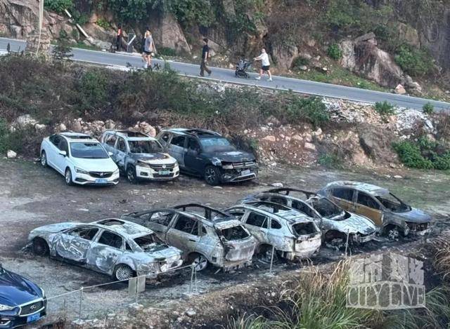 福建宁德通报“电车起火致多车焚毁”:火被扑灭,无人员伤亡,阿维塔最新回应:原因还在核实中