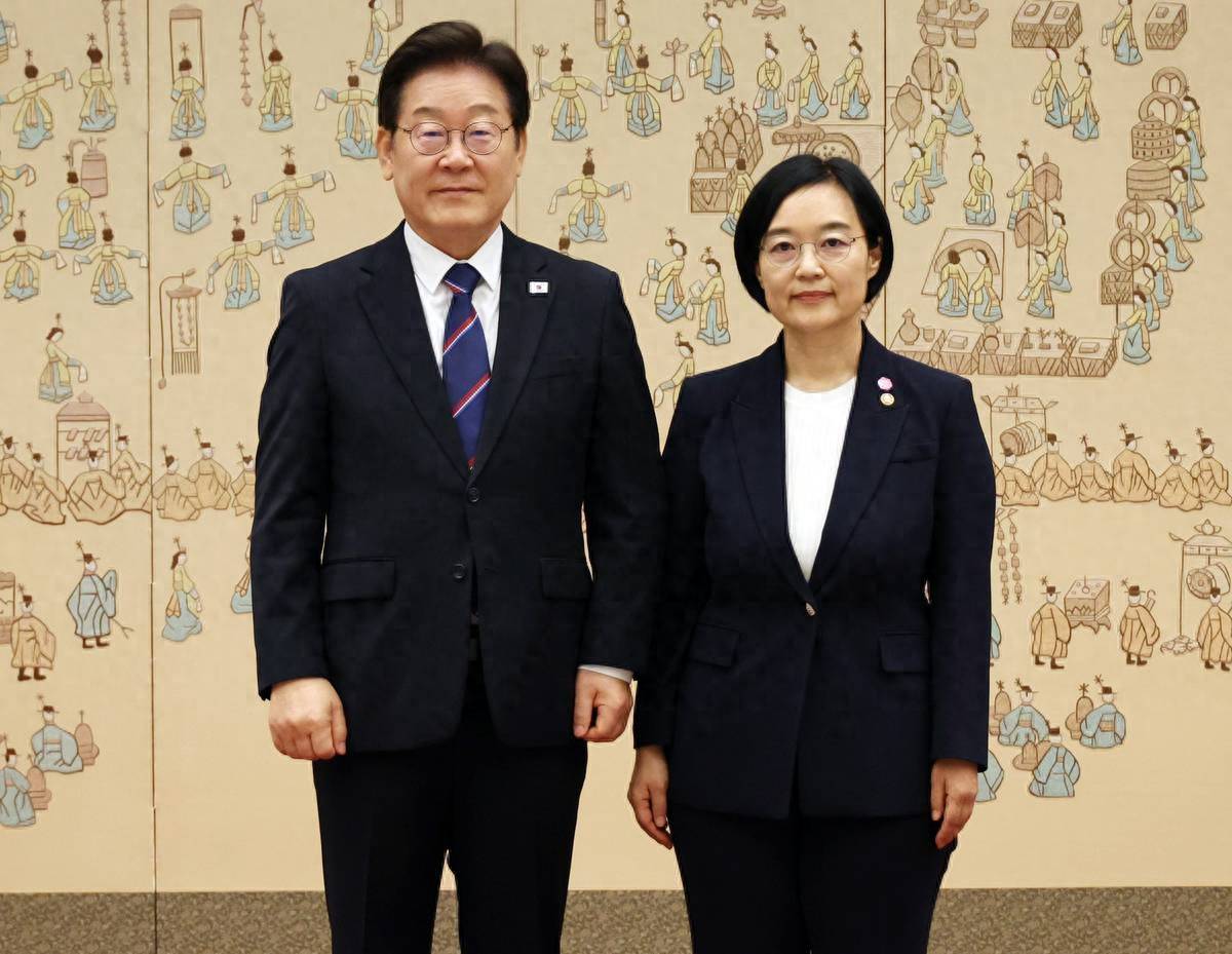 打破韩国20年惯例，李在明选举大胜后，火速提名女总理人选，中韩有望深化合作